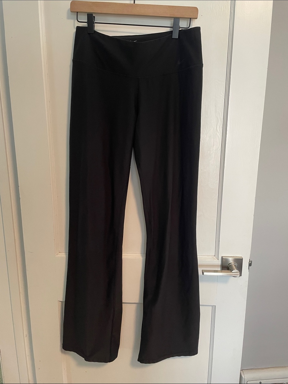 Nike Dri-Fit Women’s Black Yoga Pants